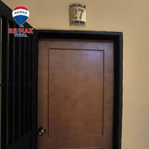 En Alquiler Local Comercial Nº 27 Ubicado en la Av. Simón Bolívar, Centro Empresarial Don Nino, Guanare, Portuguesa, Venezuela. (1032)