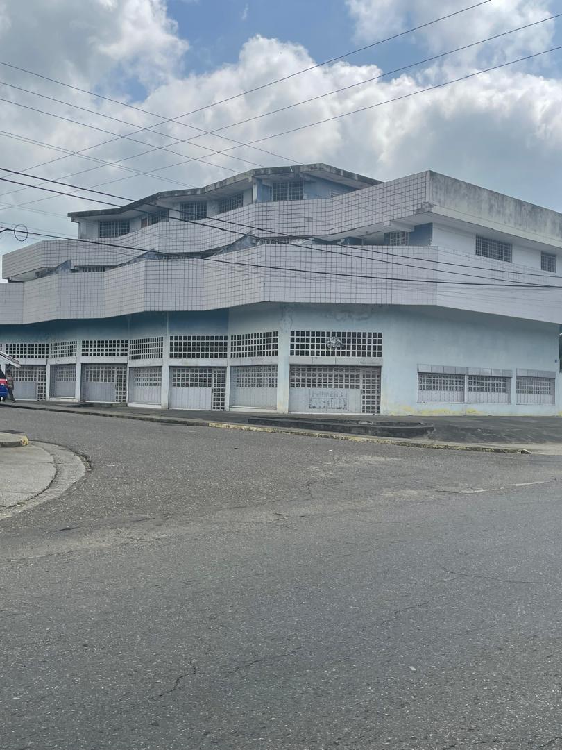 Av. Juan Fernández de León, cruce con la Calle 6, frente a planta eléctrica de CADAFE, Guanare, Portuguesa, Venezuela - Imagen 22