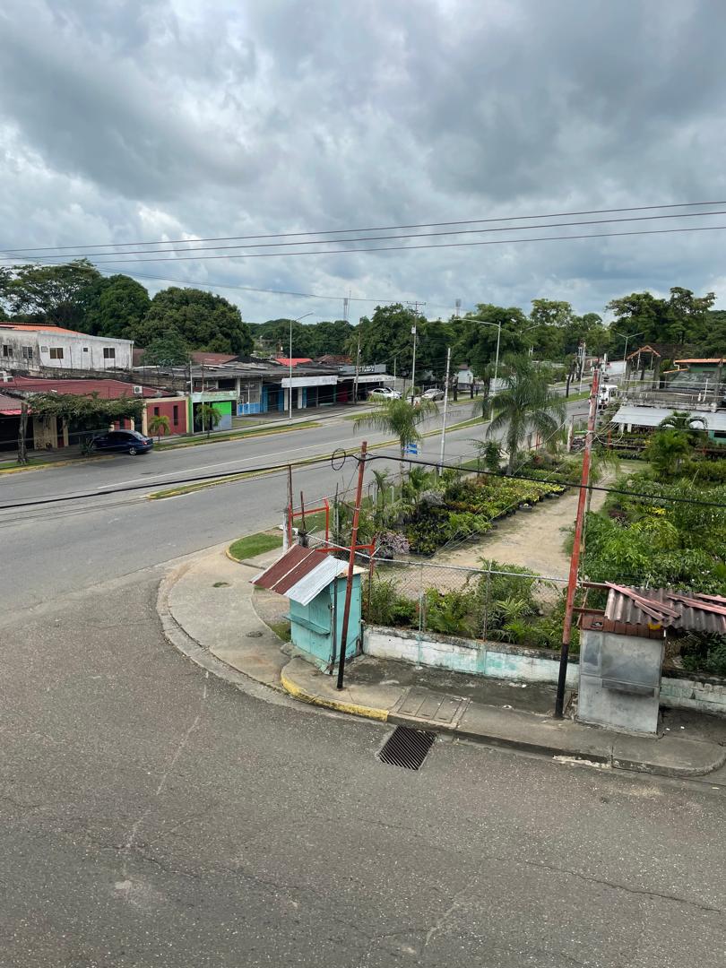Av. Juan Fernández de León, cruce con la Calle 6, frente a planta eléctrica de CADAFE, Guanare, Portuguesa, Venezuela - Imagen 18
