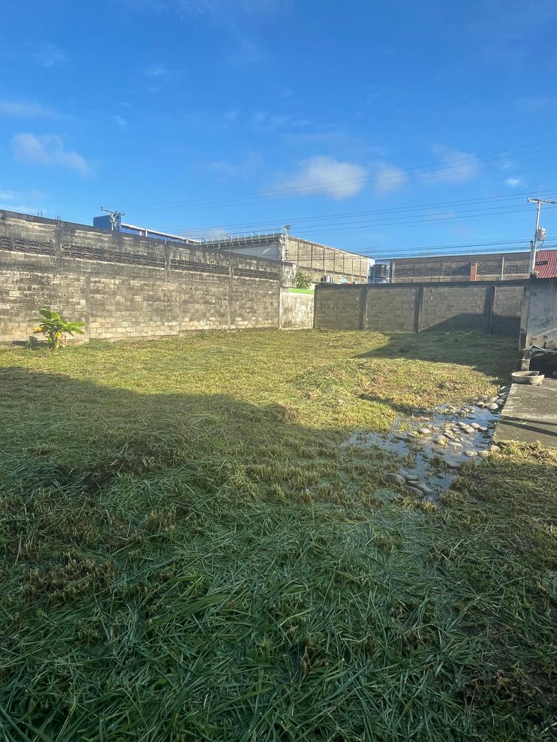 En Venta terreno propio de 2.244 mts2, con casa, al lado del Club Italo Venezolano, ubicada en el Sector A, Apamatal, Guanare, Portuguesa, Venezuela - Imagen 29
