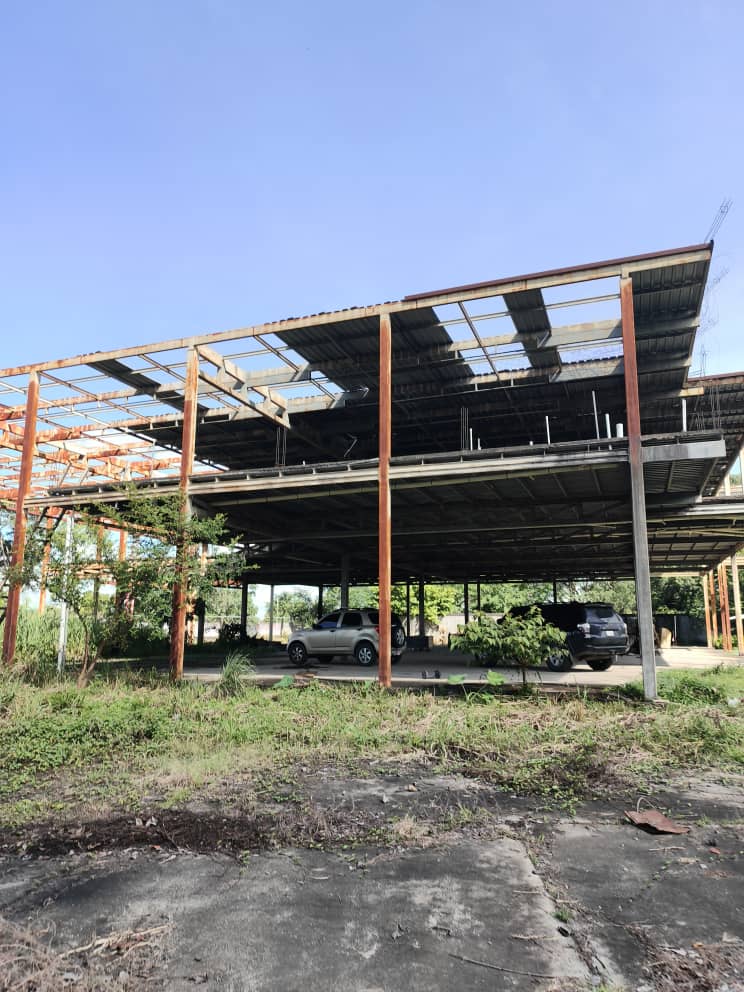 En Venta Estructura para Locales Comerciales en Construcción, ubicado en Guanare, Av. Simón Bolívar con Av. 23 de Enero, Guanare, Portuguesa, Venezuela - Imagen 19