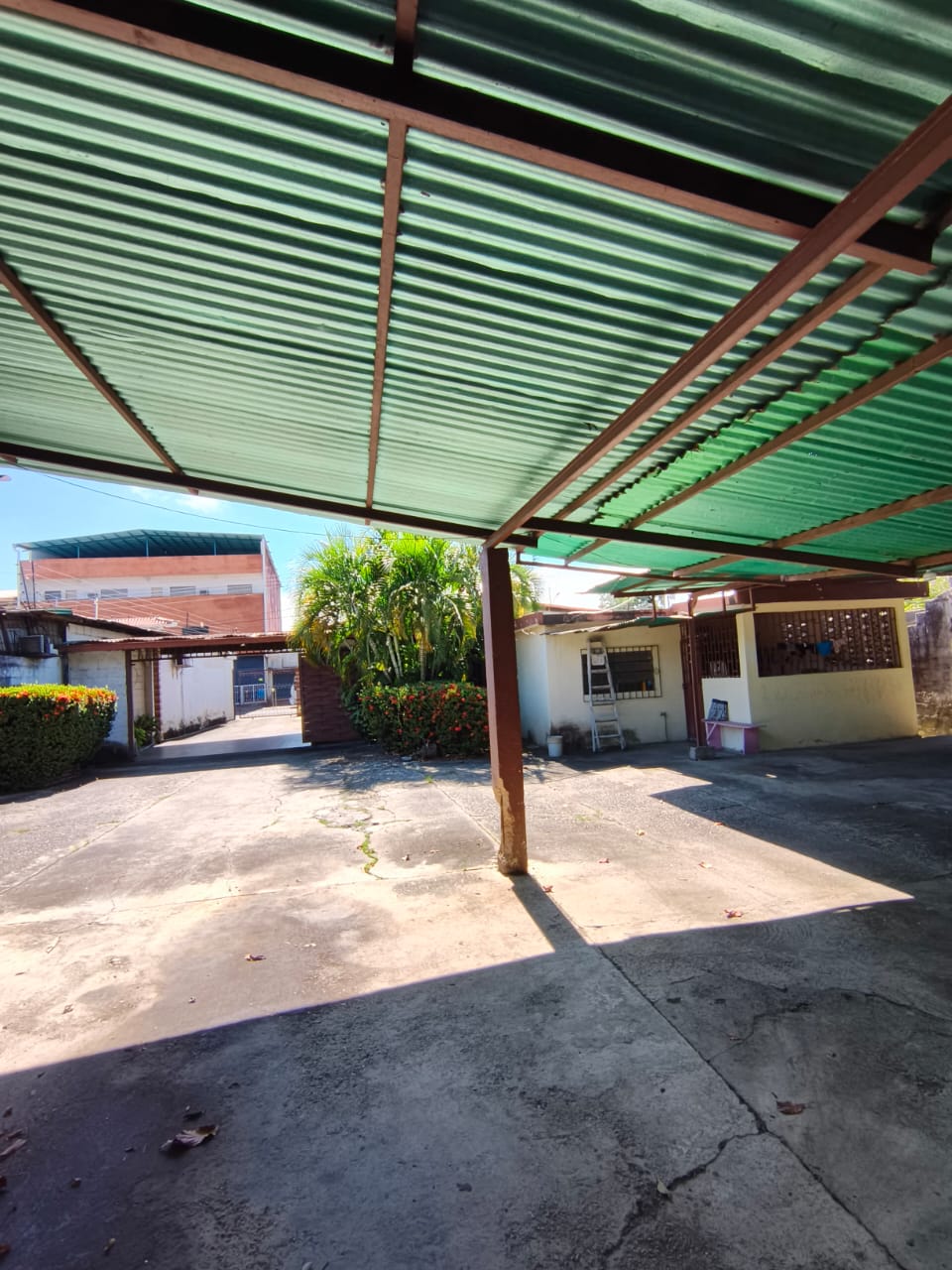 En Venta Casa Ubicada en Guanare, plena Avenida Unda entre Carrera 15 y Avenida Simón Bolívar, Guanare, Portuguesa, Venezuela - Imagen 9