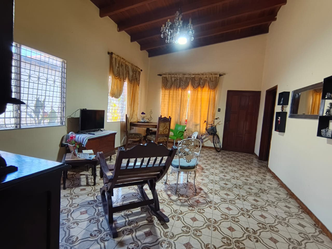 En Venta Casa Ubicada en Guanare, plena Avenida Unda entre Carrera 15 y Avenida Simón Bolívar, Guanare, Portuguesa, Venezuela - Imagen 15