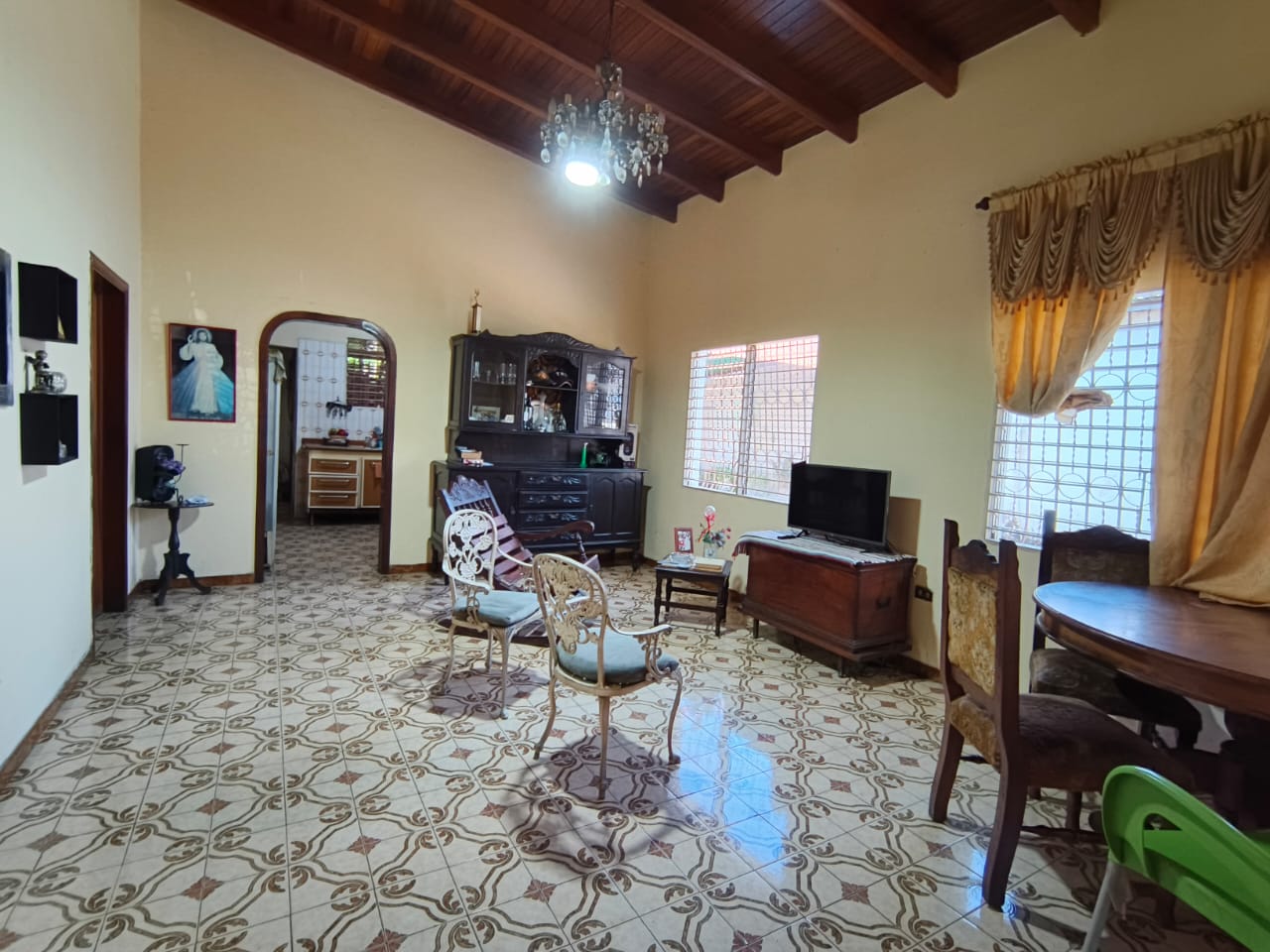 En Venta Casa Ubicada en Guanare, plena Avenida Unda entre Carrera 15 y Avenida Simón Bolívar, Guanare, Portuguesa, Venezuela - Imagen 17
