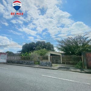 En Venta Casa y terreno propio ubicada en Sector El Cementerio, Corredor vial de la Carrera 12 entre calles 20 y 21, Guanare, Portuguesa, Venezuela