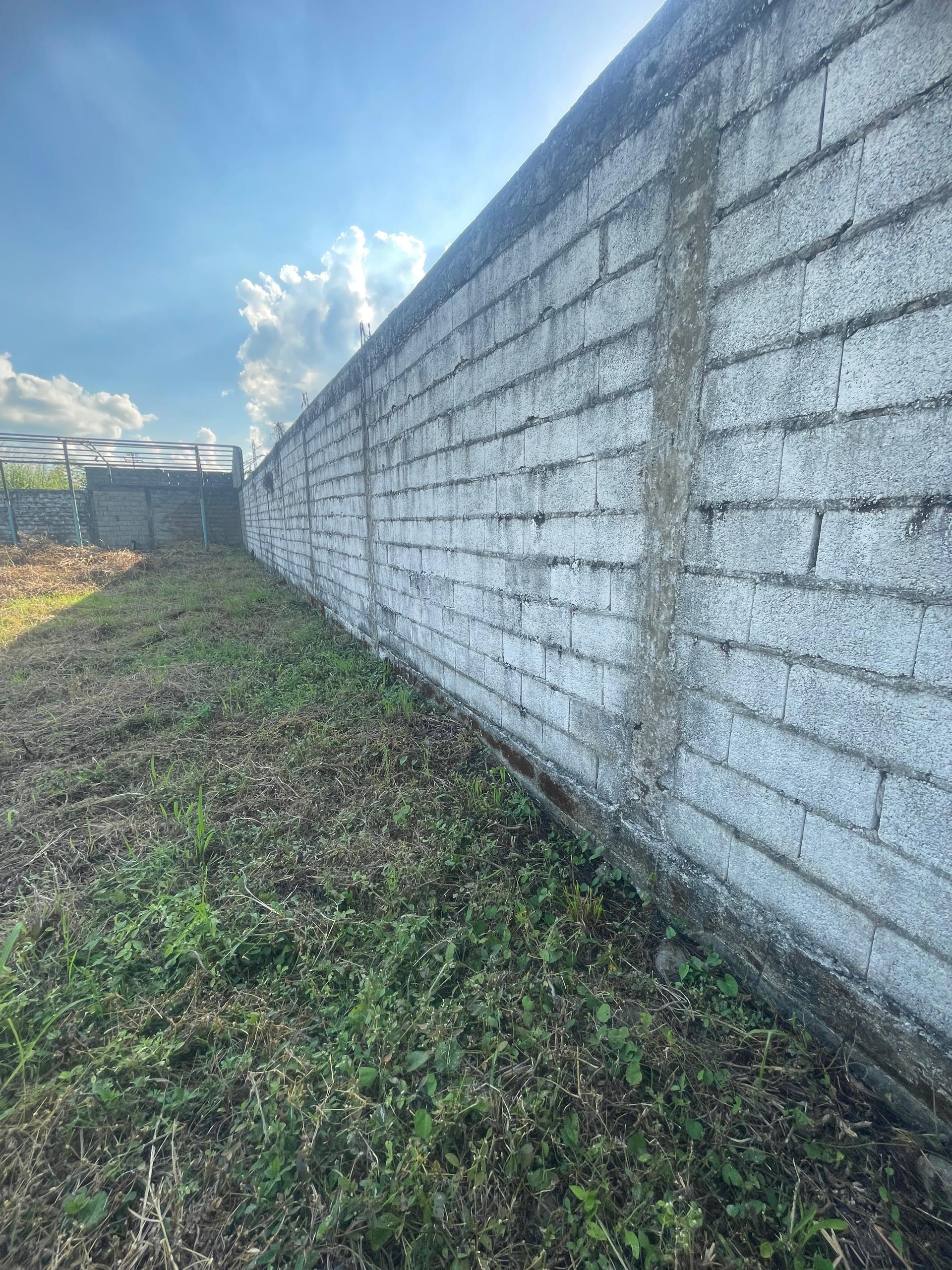 En Venta Terreno con Infraestructura ubicado en Guanare, Autopista José Antonio Páez, Av. 1 Sector Sol de Justicia, Guanare, Portuguesa, Venezuela - Imagen 13
