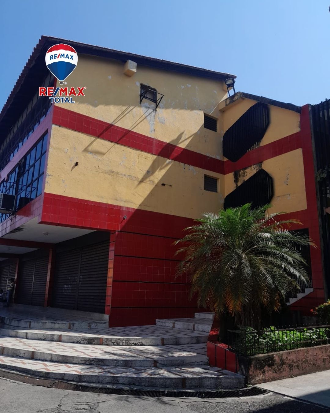 En Alquiler 2do. Piso del Edificio Hnos. Paterno ubicado en Guanare, Avenida Sucre con esquina de la Carrera 5ta., Guanare, Portuguesa, Venezuela
