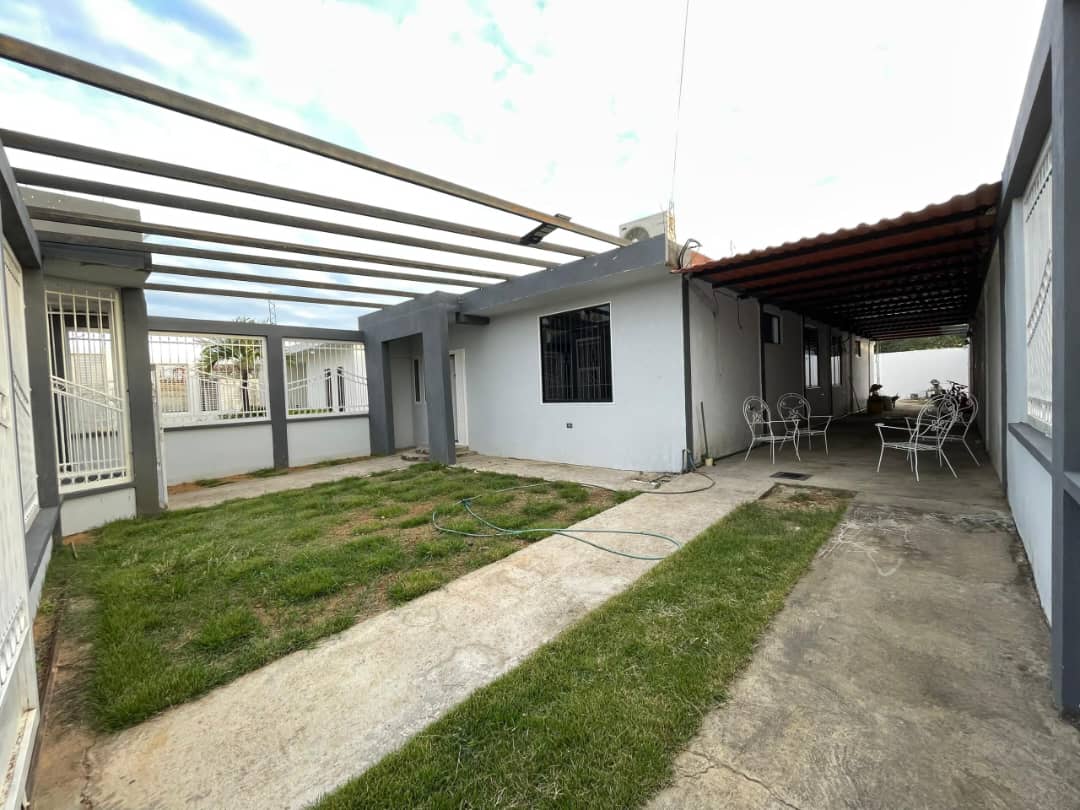 En Venta Casa ubicada en Guanare, Urb. San Francisco, Calle 7-A, entre Av. 6 y 10. Guanare, Portuguesa, Venezuela - Imagen 9
