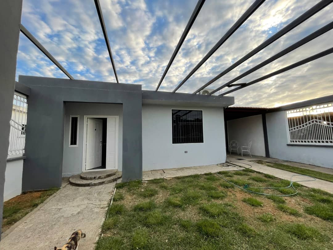 En Venta Casa ubicada en Guanare, Urb. San Francisco, Calle 7-A, entre Av. 6 y 10. Guanare, Portuguesa, Venezuela - Imagen 4