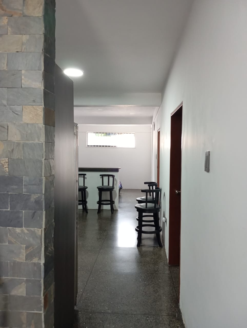 En Venta Casa ubicada en Guanare, Urb. San Francisco, Calle 7-A, entre Av. 6 y 10. Guanare, Portuguesa, Venezuela - Imagen 25