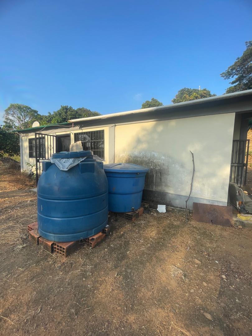 En Venta Casa con amplio terreno ubicada en Guanare, Sector Mesa Alta vía principal, Guanare, Portuguesa, Venezuela - Imagen 11