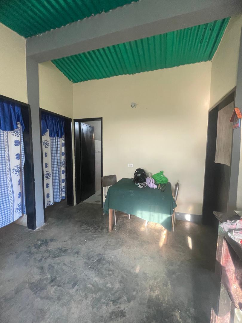 En Venta Casa con amplio terreno ubicada en Guanare, Sector Mesa Alta vía principal, Guanare, Portuguesa, Venezuela - Imagen 17