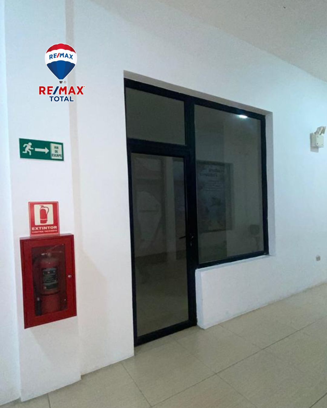 En Alquiler Consultorio ubicado en Guanare, Carrera 5ta, Centro Empresarial Plaza Real, Nro. 6, Guanare, Portuguesa, Venezuela