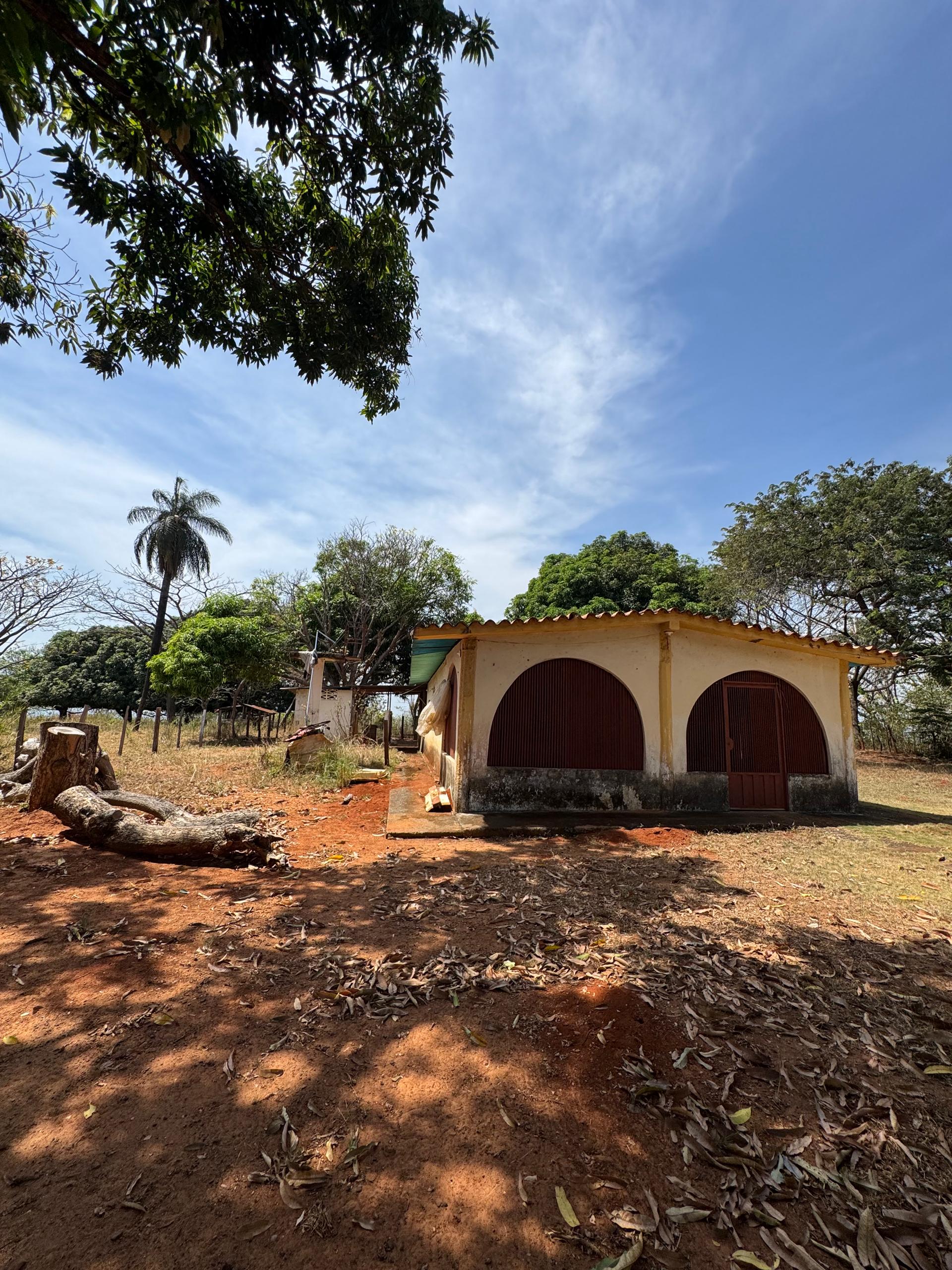En Venta Parcela con casa y amplio Terreno, ideal para fines turísticos y/o granja, ubicada en el Sector Mesa Alta, Av. principal Mesa Alta, Guanare, Portuguesa, Venezuela - Imagen 19