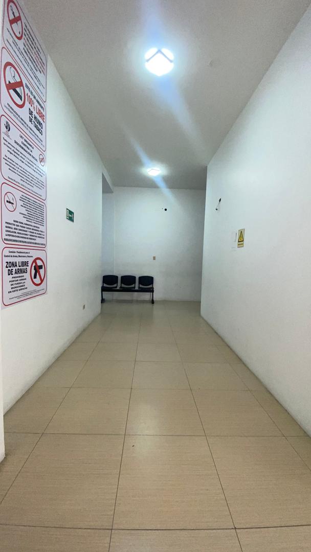 En Alquiler Consultorio ubicado en Guanare, Carrera 5ta, Centro Empresarial Plaza Real, Nro. 6, Guanare, Portuguesa, Venezuela - Imagen 4