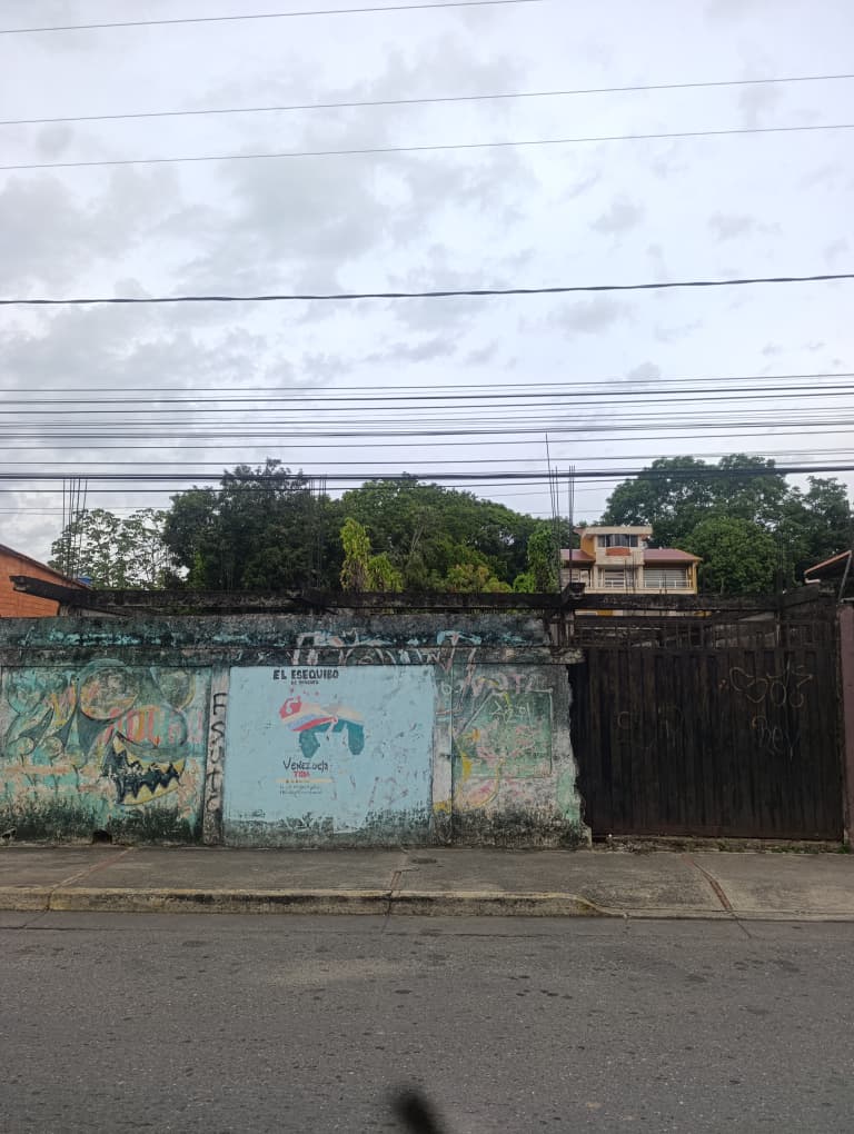 En Venta Terreno con bienhechurías ubicado en Guanare, pleno corredor vial, Calle 7 entre Carreras 13 y 14, Guanare, Portuguesa, Venezuela - Imagen 16
