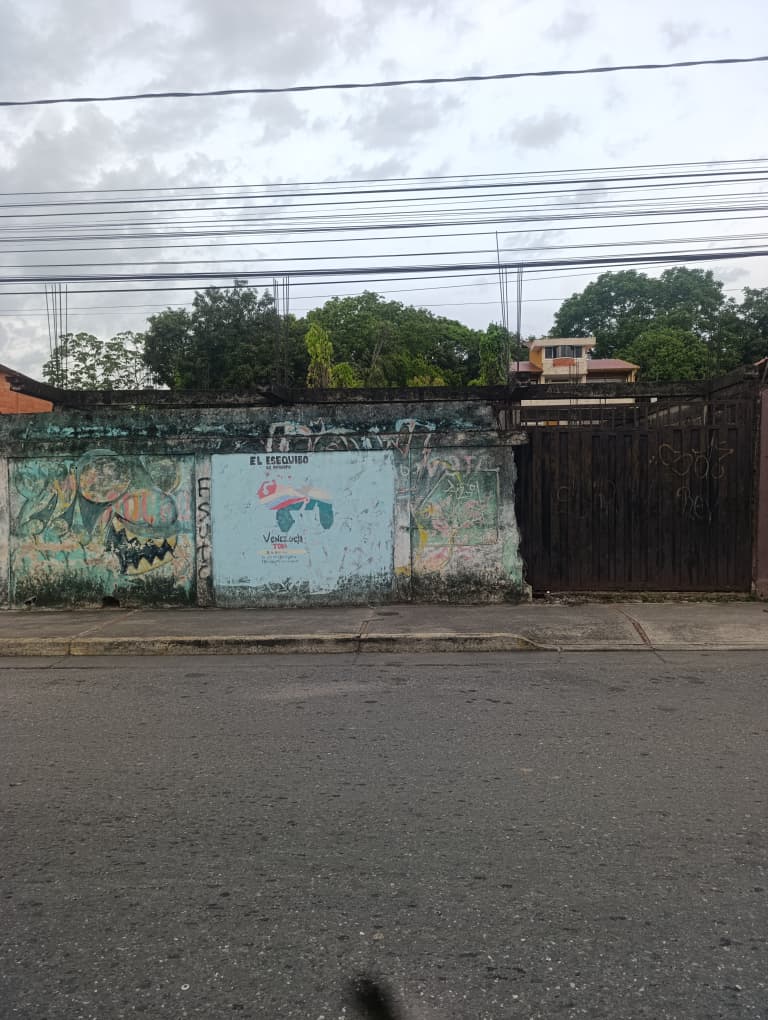 En Venta Terreno con bienhechurías ubicado en Guanare, pleno corredor vial, Calle 7 entre Carreras 13 y 14, Guanare, Portuguesa, Venezuela - Imagen 17