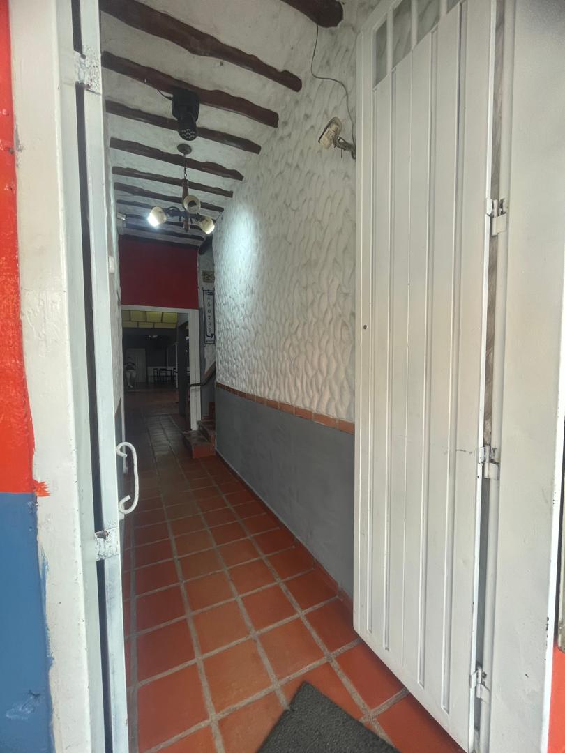 En Alquiler Local Comercial ubicado en Guanare, calle 16, entre carreras 7 y 8, Sector La Arenosa, Guanare, Portuguesa, Venezuela - Imagen 5