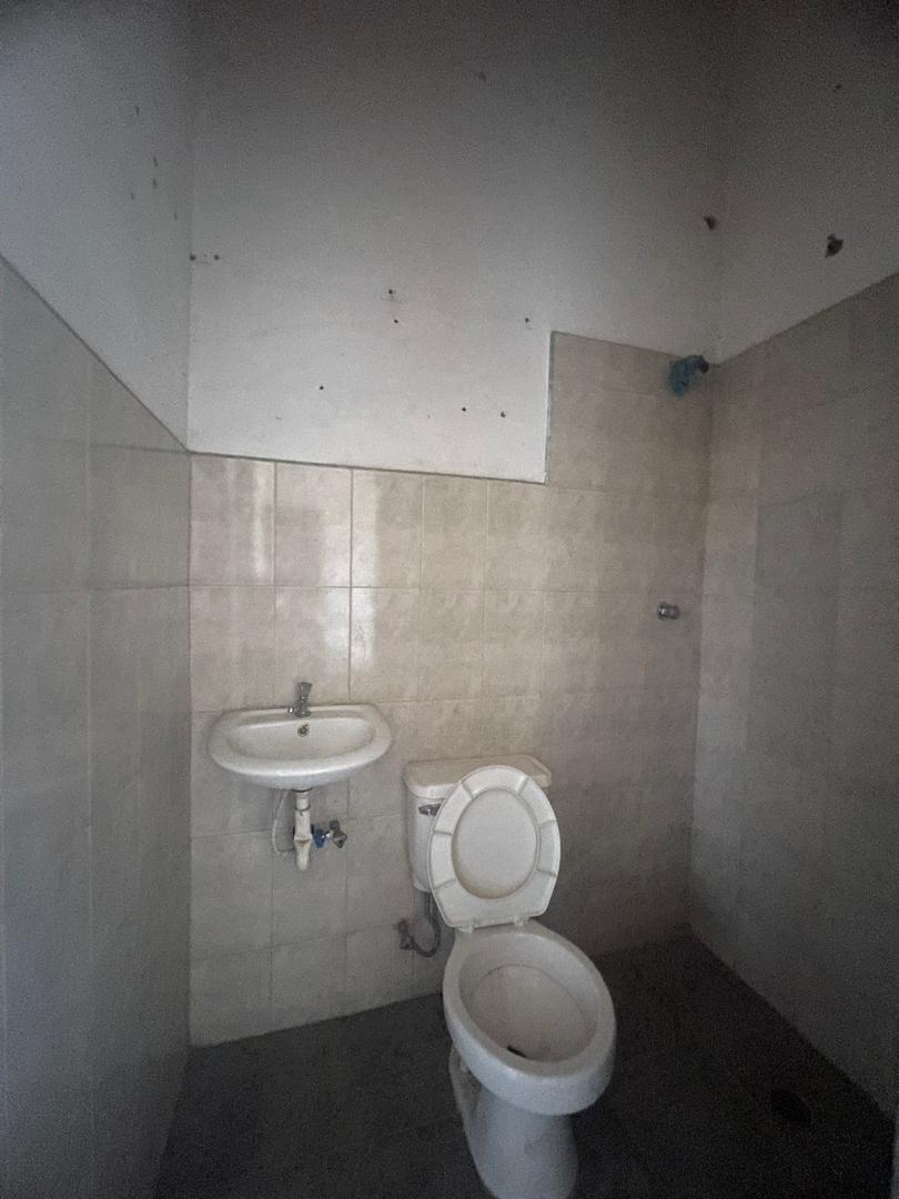 En Alquiler Local Comercial ubicado en Guanare, calle 16, entre carreras 7 y 8, Sector La Arenosa, Guanare, Portuguesa, Venezuela - Imagen 12