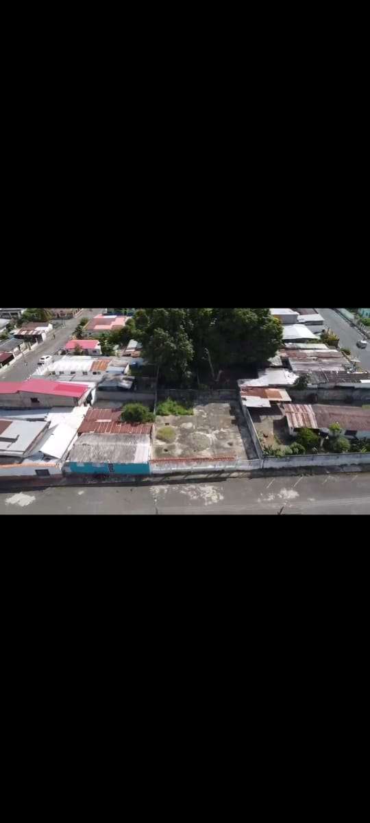 En Venta Terreno con Fundaciones, ubicado en Guanare, Sector Maturín, Calle 5 Bis entre carreras 9 y 10, Guanare, Portuguesa, Venezuela. - Imagen 4