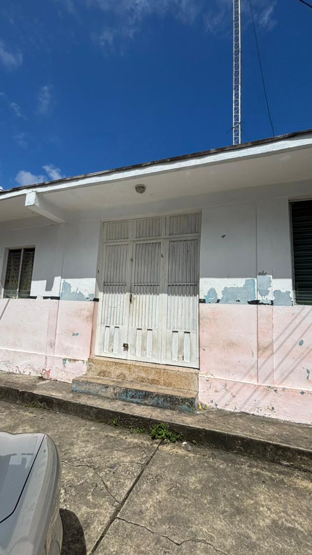 En Alquiler Local Comercial ubicado en Guanare, calle 15, entre carreras 11 y 12, sector El Cementerio, Guanare, Portuguesa, Venezuela - Imagen 4
