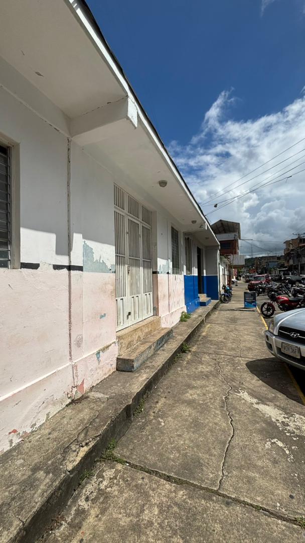 En Alquiler Local Comercial ubicado en Guanare, calle 15, entre carreras 11 y 12, sector El Cementerio, Guanare, Portuguesa, Venezuela - Imagen 9