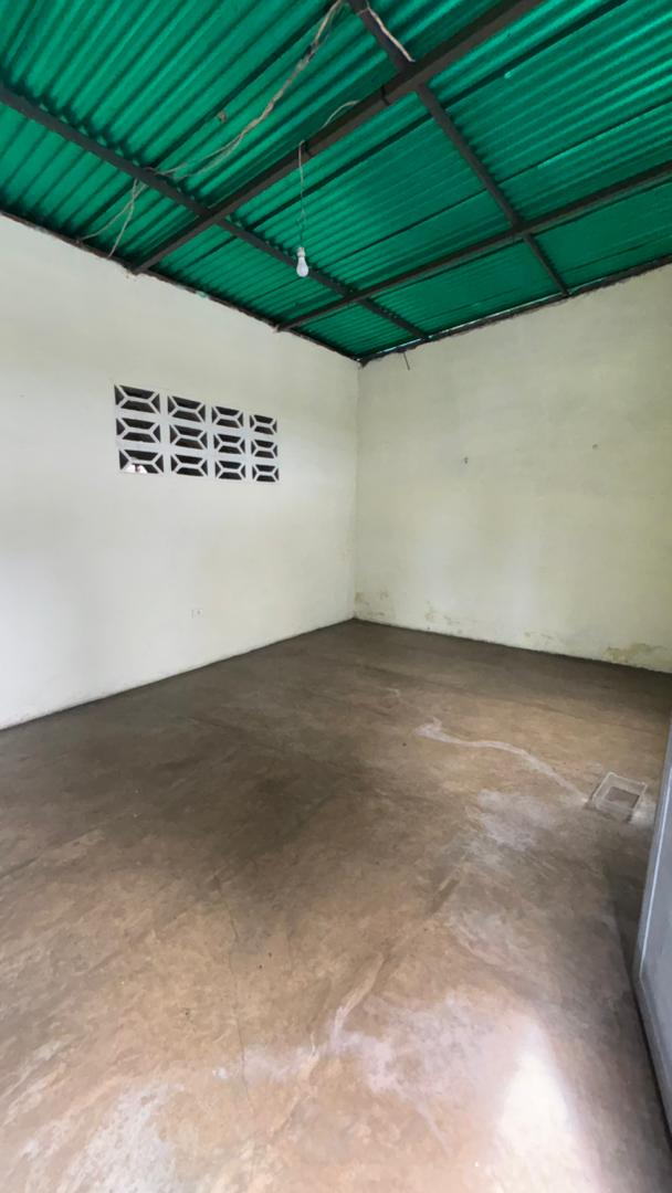 En Venta Casa ubicada en Guanare, Sector La Arenosa, Calle 14, Casa 15-67, Guanare, Portuguesa, Venezuela - Imagen 2
