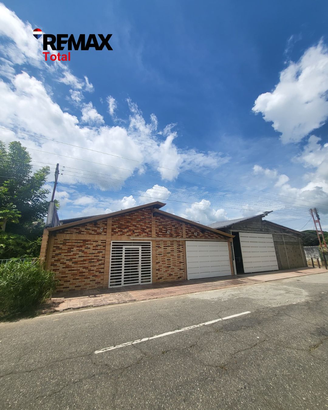 En Venta Hermosa Casa Quinta de dos plantas con Caney ubicada en Guanare, Sector Quebrada de la Virgen, Av. Principal vía al Santuario, Sector La Mora, Guanare, Portuguesa, Venezuela