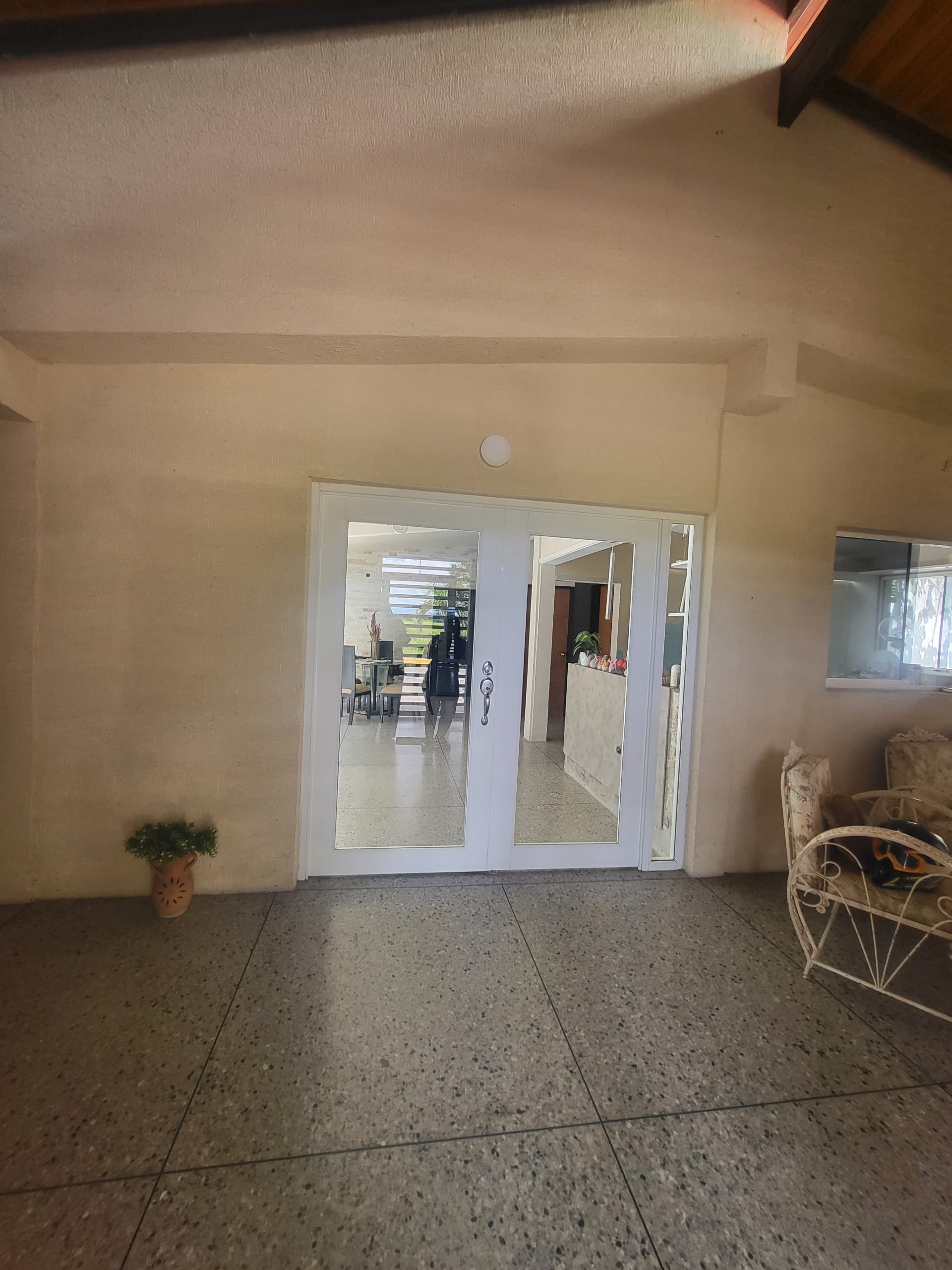 En Venta Hermosa Casa Quinta de dos plantas con Caney ubicada en Guanare, Sector Quebrada de la Virgen, Av. Principal vía al Santuario, Sector La Mora, Guanare, Portuguesa, Venezuela - Imagen 5