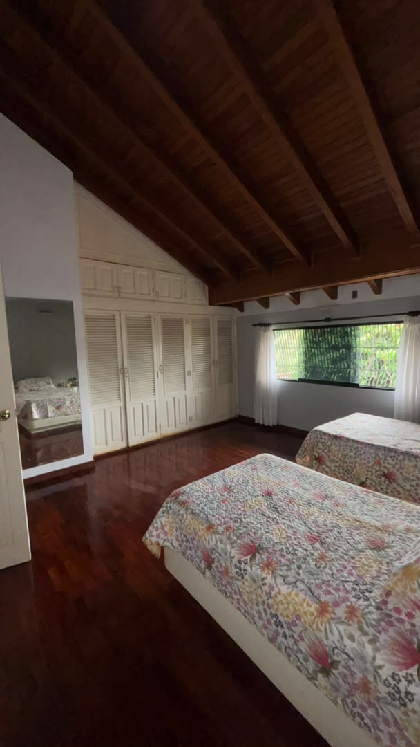 En Venta dos Casas con amplia parcela de terreno ubicadas en el Sector La Colonia, parte alta, Guanare, Portuguesa, Venezuela - Imagen 22