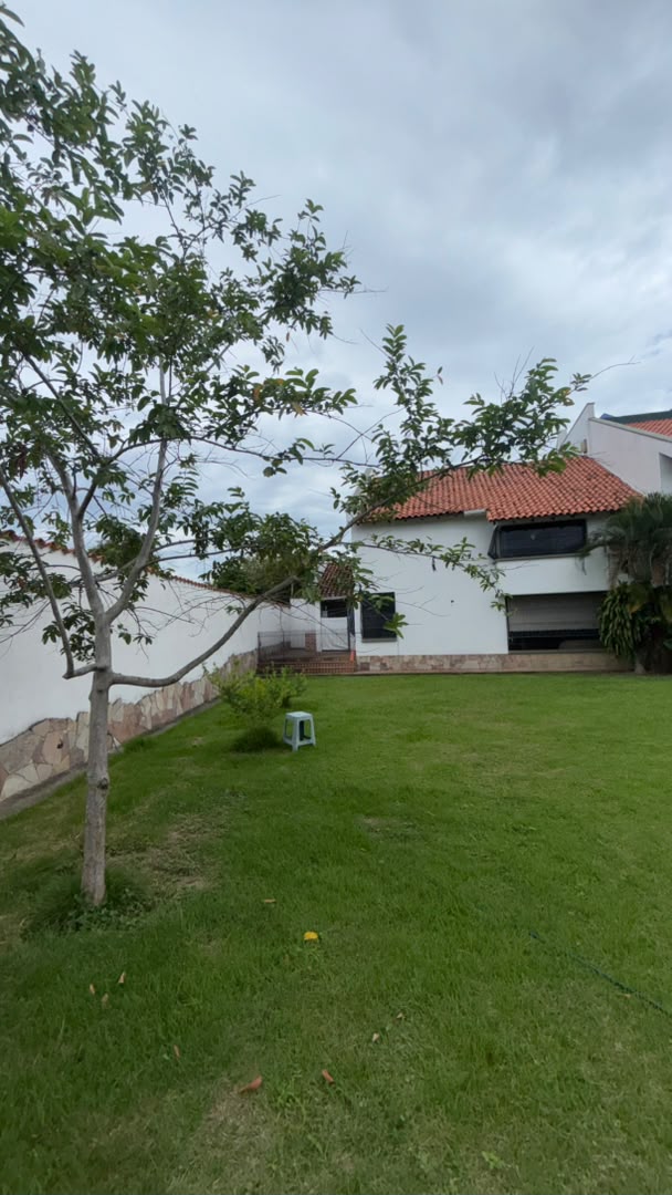 En Venta dos Casas con amplia parcela de terreno ubicadas en el Sector La Colonia, parte alta, Guanare, Portuguesa, Venezuela - Imagen 23