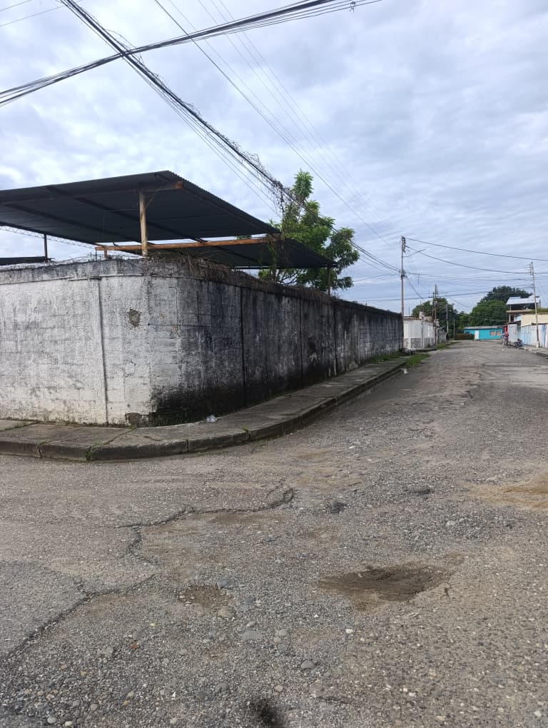 En Venta Terreno con Bienhechurías ubicado en La Comunidad Vieja, Callejón 3, esquina de la calle Carabobo, Guanare, Portuguesa, Venezuela - Imagen 15