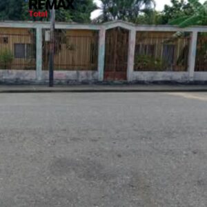 En Venta Casa y terreno amplio, ubicada en Guanare, Sector La Arenosa Calle 13 entre Carrera 15 y Av. Simón Bolívar, Guanare, Portuguesa, Venezuela