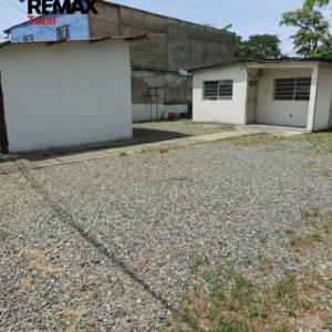 En Venta Casa con Local Comercial con amplio Terreno propio, ubicada en Guanare, Avenida Juan Fernández de León, Primera Entrada Sector Sucre, Guanare, Portuguesa, Venezuela