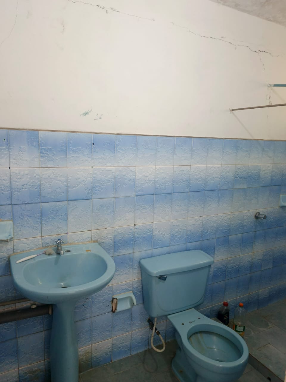 En Alquiler Local Comercial ubicado en Guanare, Sector La Comunidad Vieja Carrera 6 Bis con Callejón Carabobo, Guanare, Portuguesa, Venezuela - Imagen 6