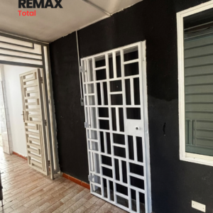 En Venta Apartamento Semi-Amoblado, ubicado en Guanare, Av. Juan Fernández de León, Edificio Don Antonio, Torre A, Apto. N° 5D-1, Guanare Portuguesa Venezuela.