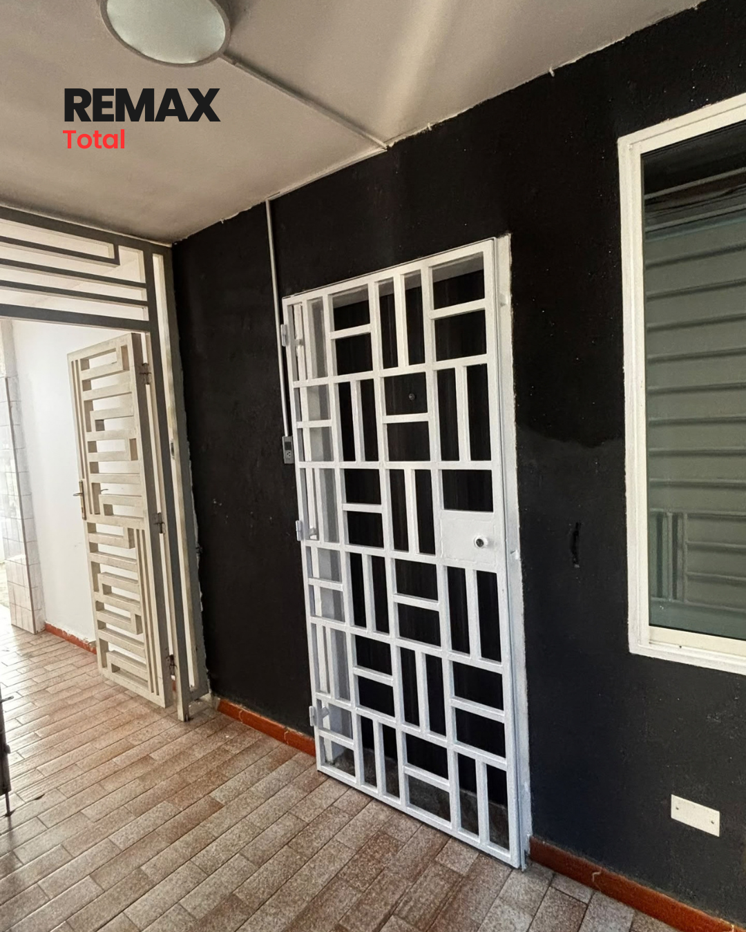 En Venta Apartamento Semi-Amoblado, ubicado en Guanare, Av. Juan Fernández de León, Edificio Don Antonio, Torre A, Apto. N° 5D-1, Guanare Portuguesa Venezuela.