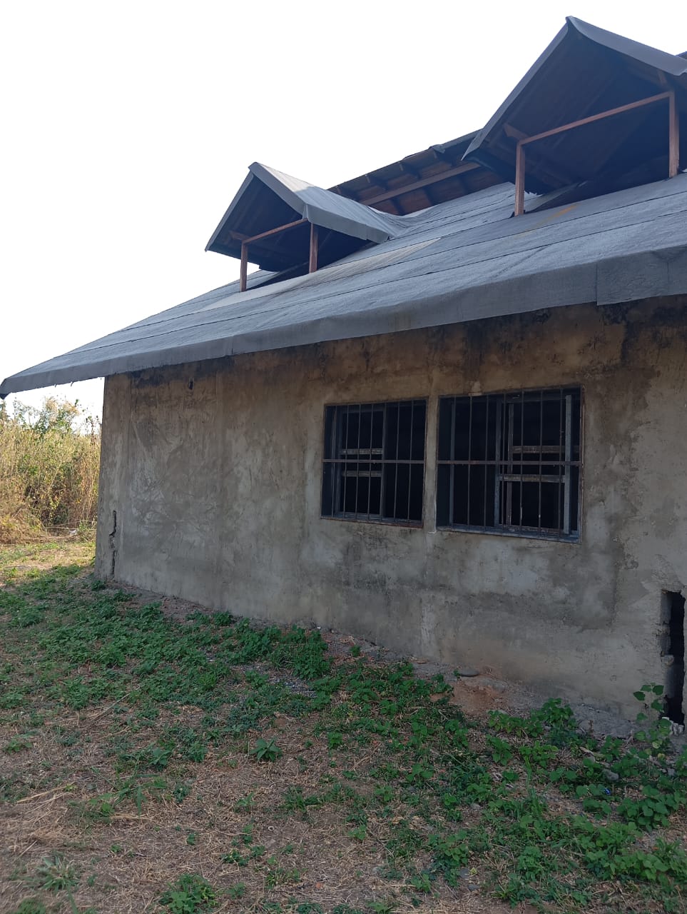 En Venta Casa en obra gris ubicada en Guanare, Sector La Colonia Parte Alta, Urb. Zazarivacoa, Calle Manaca, Guanare, Portuguesa, Venezuela - Imagen 13