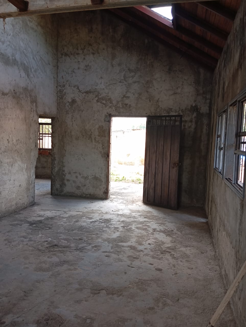 En Venta Casa en obra gris ubicada en Guanare, Sector La Colonia Parte Alta, Urb. Zazarivacoa, Calle Manaca, Guanare, Portuguesa, Venezuela - Imagen 4