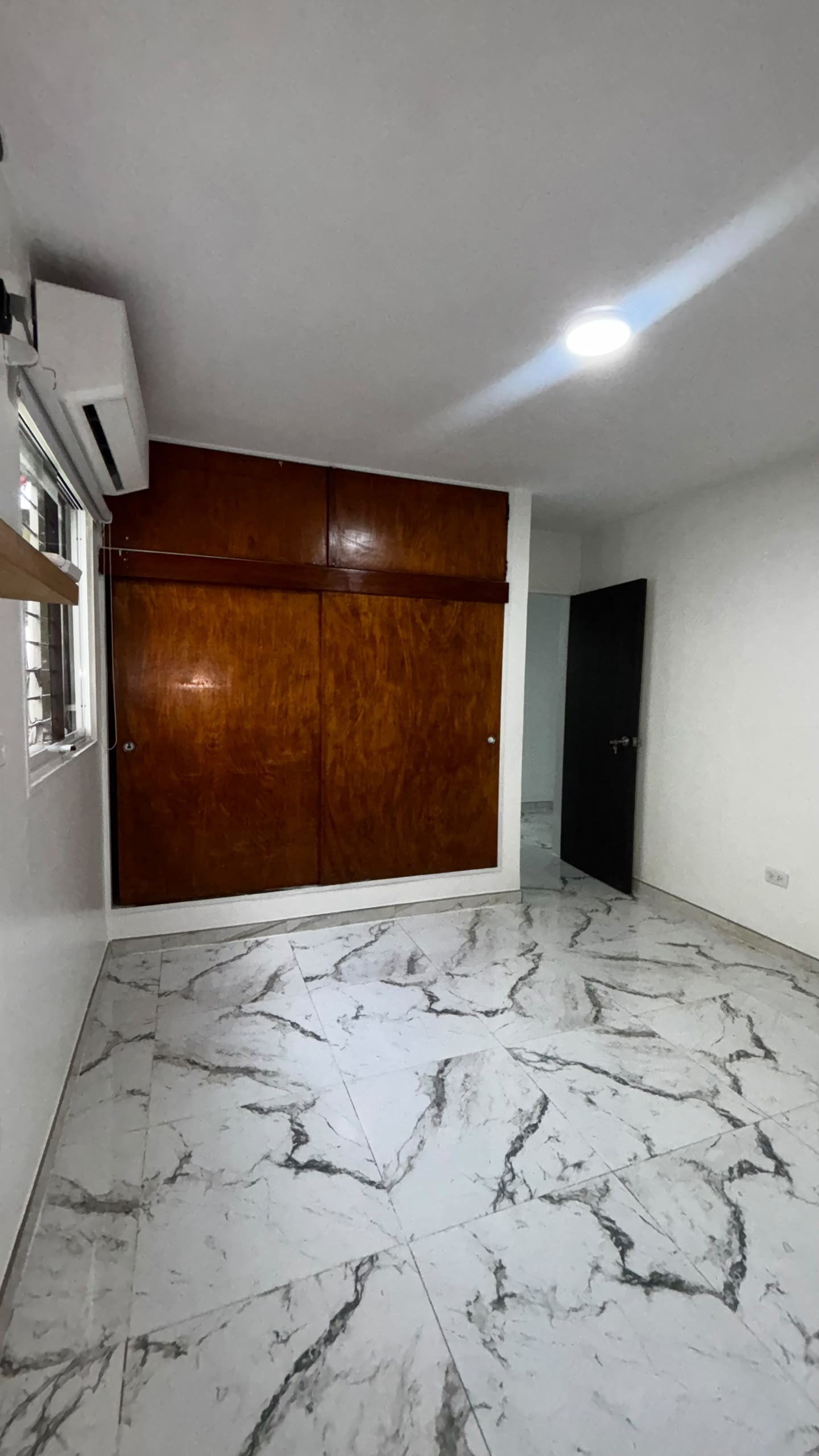 En Venta Apartamento Semi-Amoblado, ubicado en Guanare, Av. Juan Fernández de León, Edificio Don Antonio, Torre A, Apto. N° 5D-1, Guanare Portuguesa Venezuela. - Imagen 13