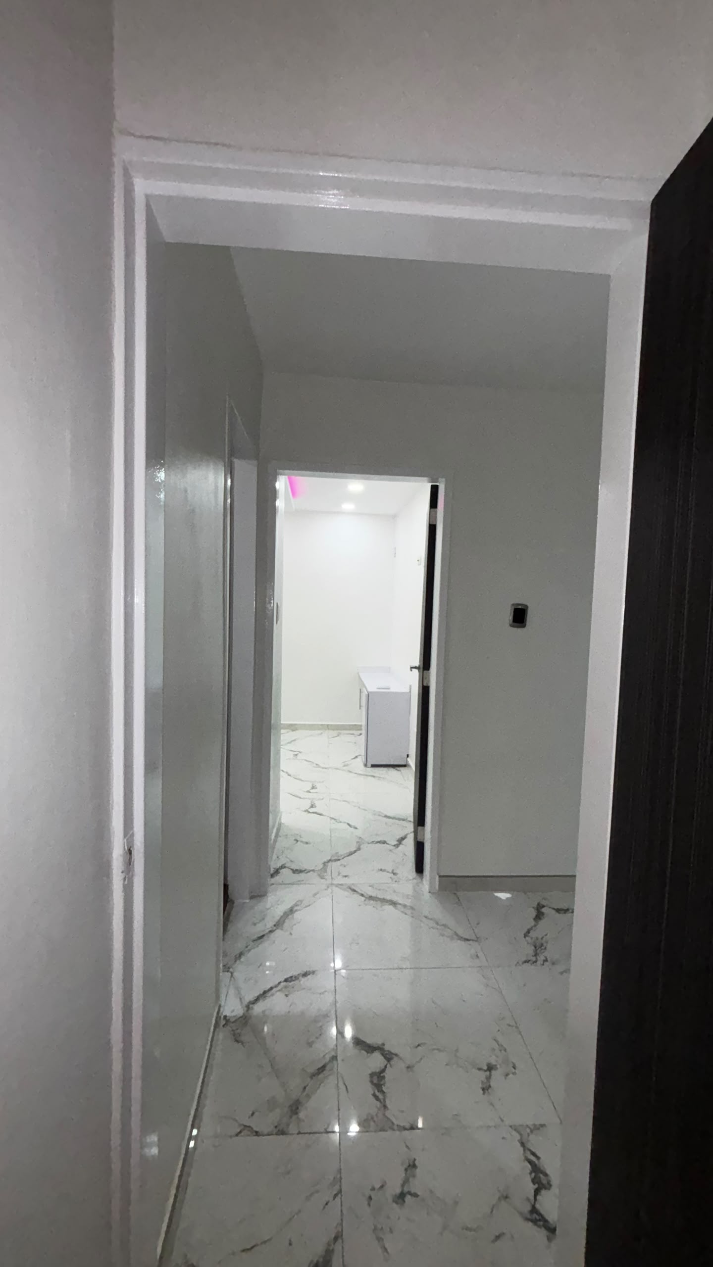En Venta Apartamento Semi-Amoblado, ubicado en Guanare, Av. Juan Fernández de León, Edificio Don Antonio, Torre A, Apto. N° 5D-1, Guanare Portuguesa Venezuela. - Imagen 3
