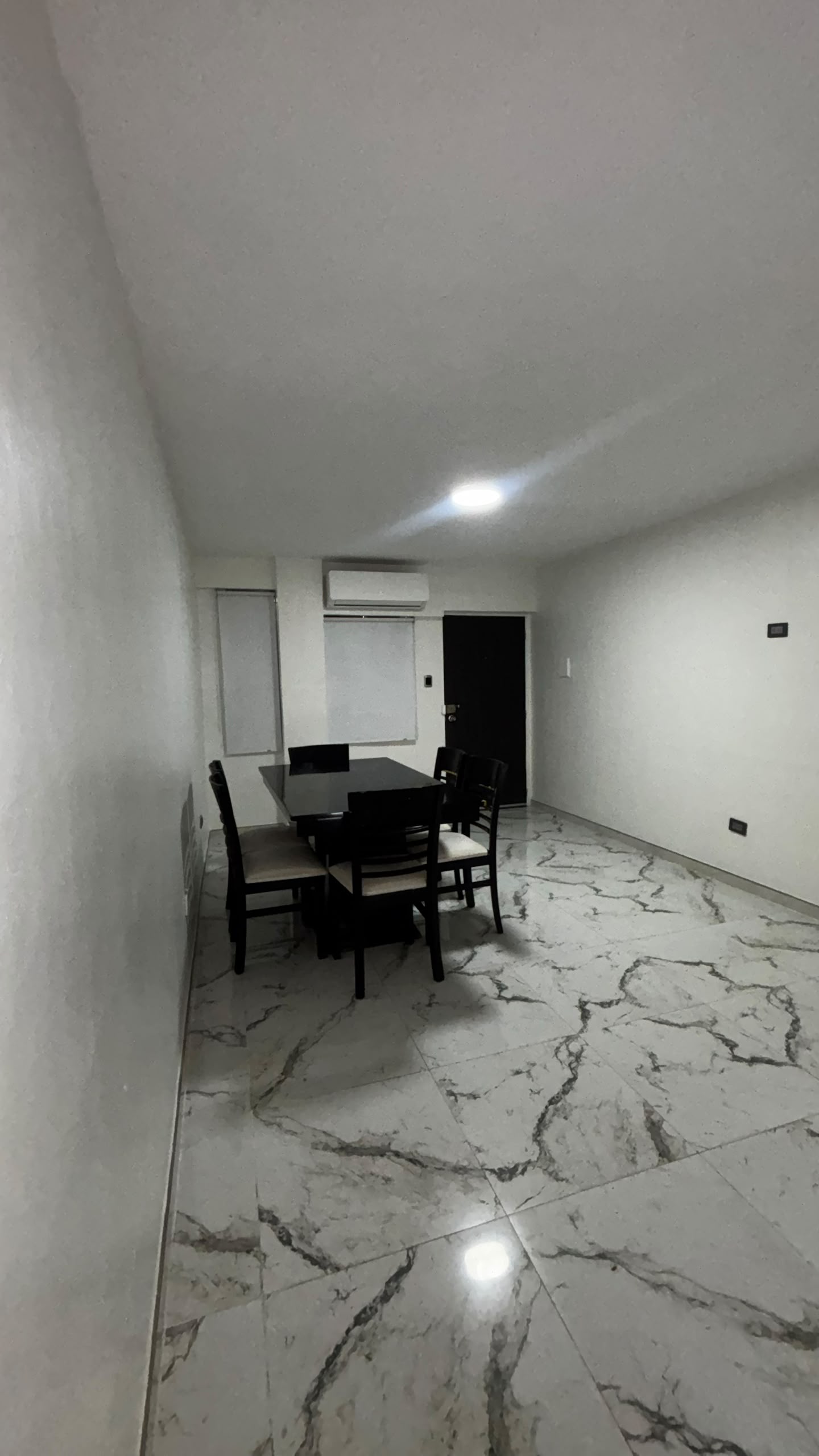En Venta Apartamento Semi-Amoblado, ubicado en Guanare, Av. Juan Fernández de León, Edificio Don Antonio, Torre A, Apto. N° 5D-1, Guanare Portuguesa Venezuela. - Imagen 6