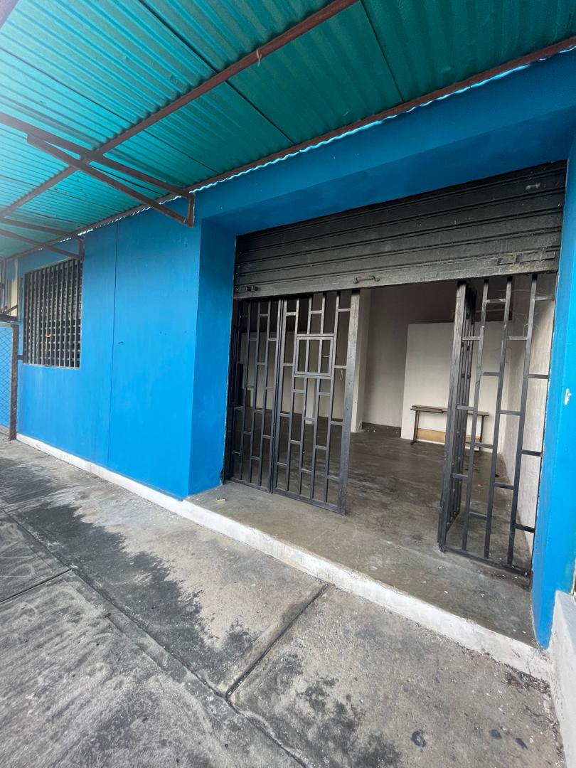 En Alquiler Local Comercial ubicado en Guanare, Sector Maturín, Carrera 12, Calle 4, Guanare, Portuguesa, Venezuela. - Imagen 3