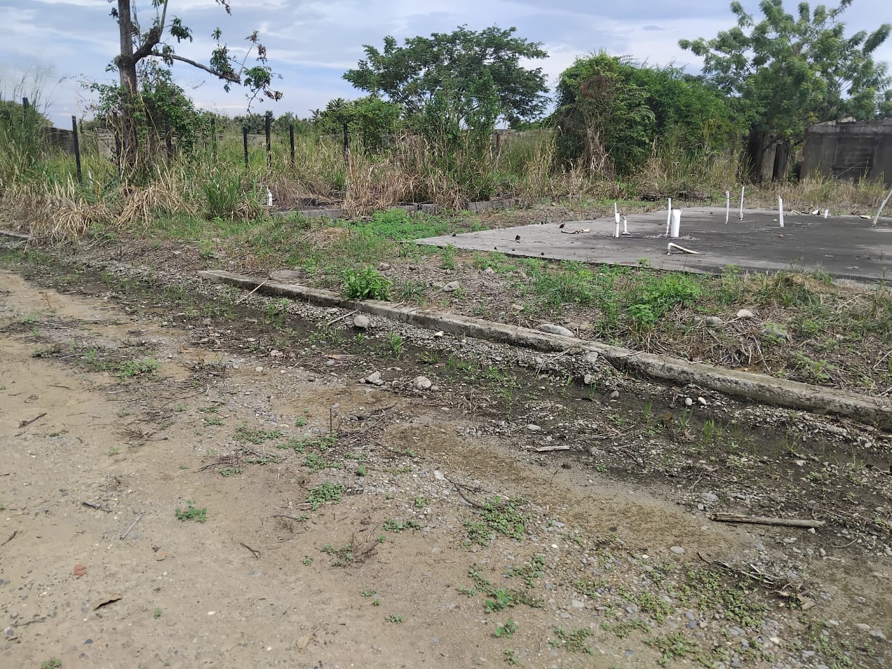 En Venta Terreno con Losa ubicado en Guanare, Urb. Villa del Sur, N° 42, Guanare, Portuguesa, Venezuela. - Imagen 11