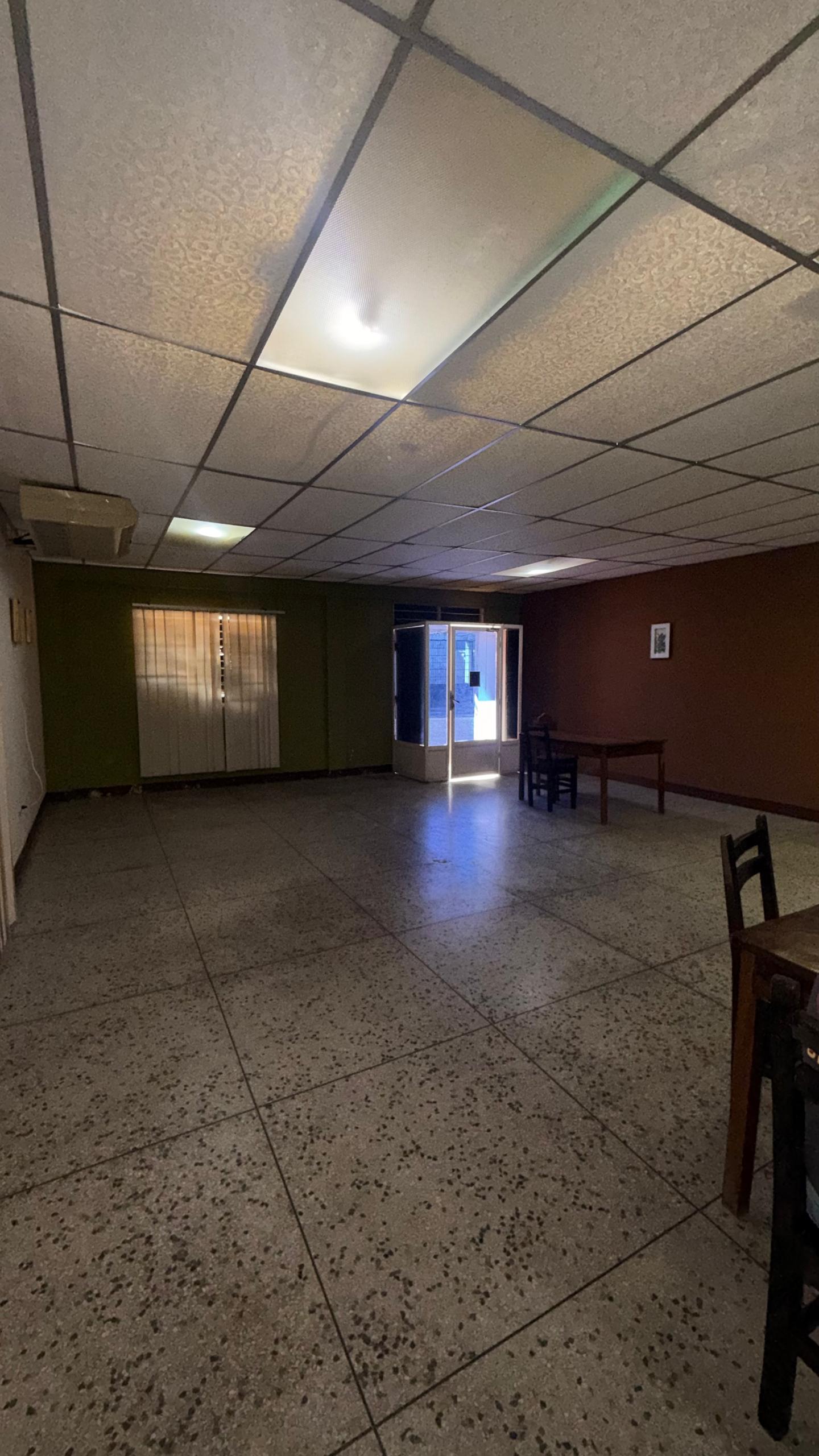 En Alquiler Restaurante ubicado en Guanare, Carrera 6, final Nº 0-65, sector Coromoto, Guanare estado Portuguesa Venezuela. - Imagen 17